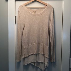 XCVI Long Blush Top